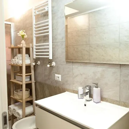 Apartment La Piccola *
