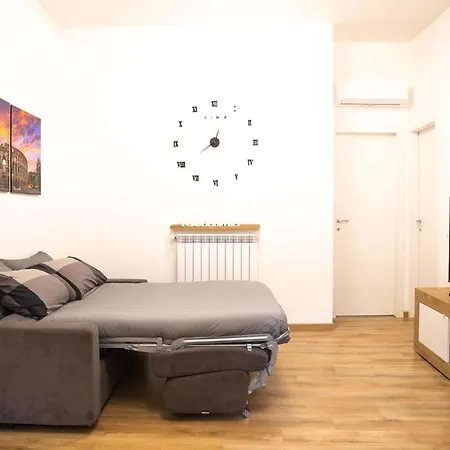 Apartment La Piccola Rome