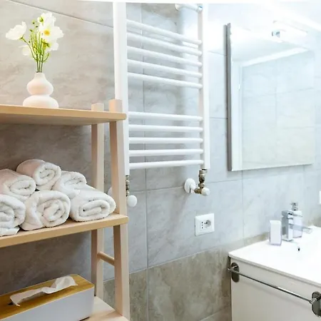 Apartment La Piccola Rome