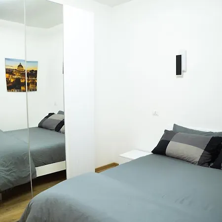 Apartment La Piccola Rome